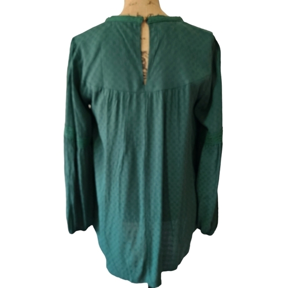 3/$25 Maurices Keyhole Neck Tunic Emerald Blouse - Small - Picture 5 of 8